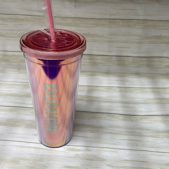 Limited Edition Dunkin Donuts valentine’s pink holographic tumbler - Picture 1 of 5